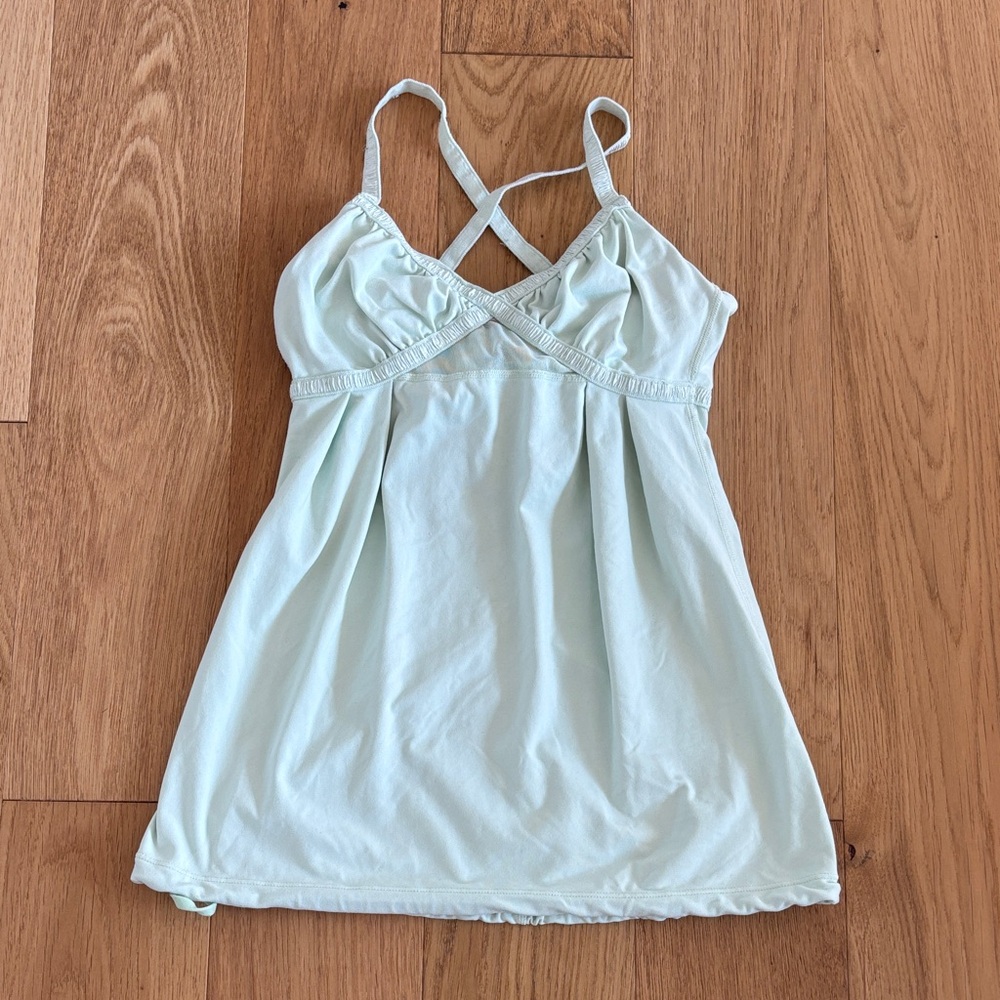 Lululemon Athletica light mint athletic tank sz 2